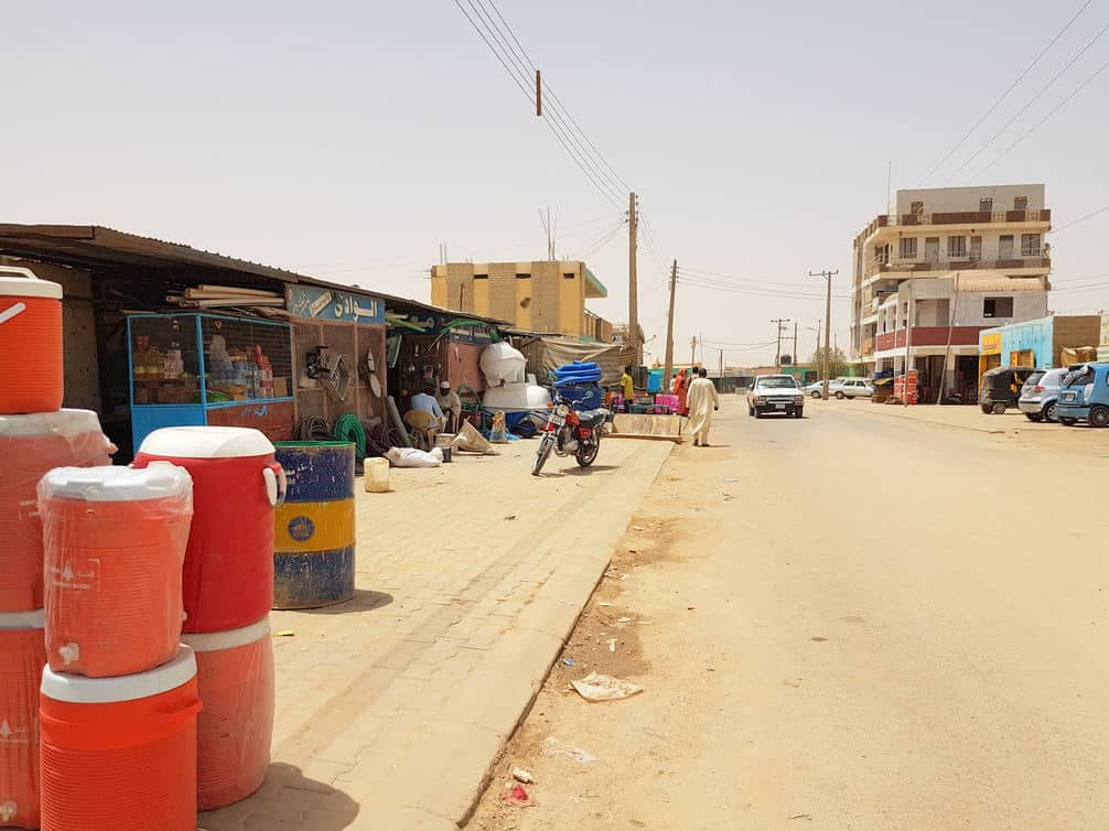 Egypt to Sudan by Boat » 19 hours from Aswan to Wadi Halfa